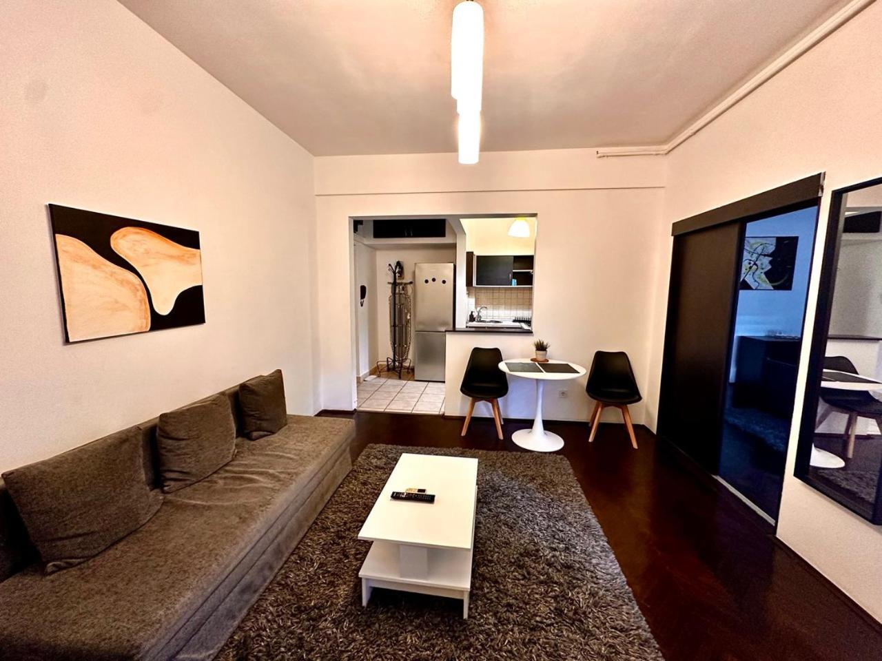 Conta Apartment Bukarest Exteriör bild